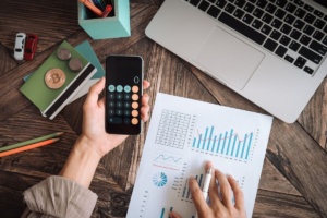Importancia de crear un buen presupuesto de marketing digital - Dobuss