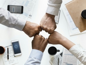 Cómo hacer un brainstorming efectivo - dobuss