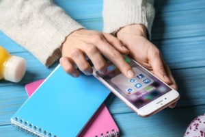 Ventajas de programar posts en LinkedIn- dobuss