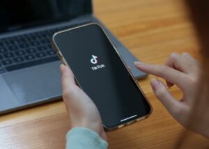 ¿Cómo quitar la marca de agua de tus TikTok-Dobuss
